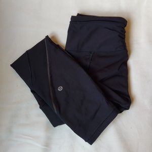 Lululemon Mesh Paneled Leggings